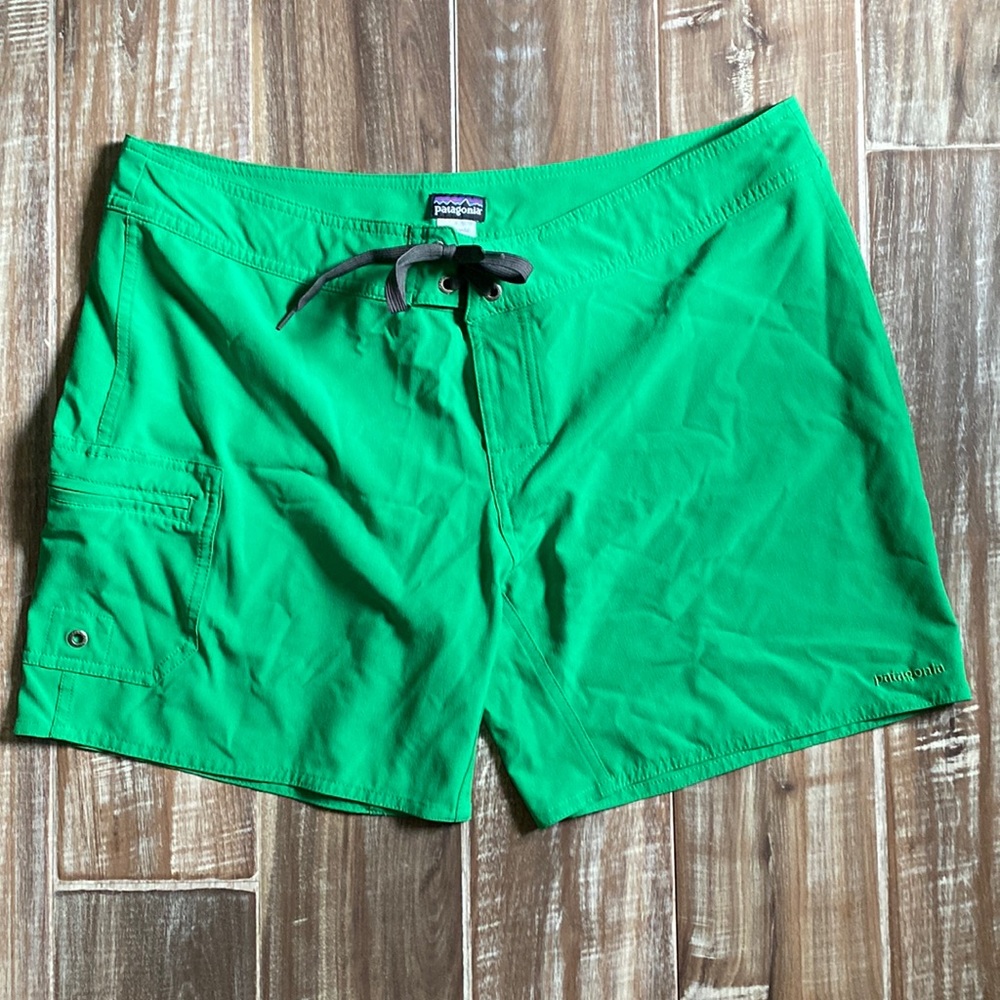 Patagonia women’s board shorts